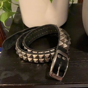Black spiky belt